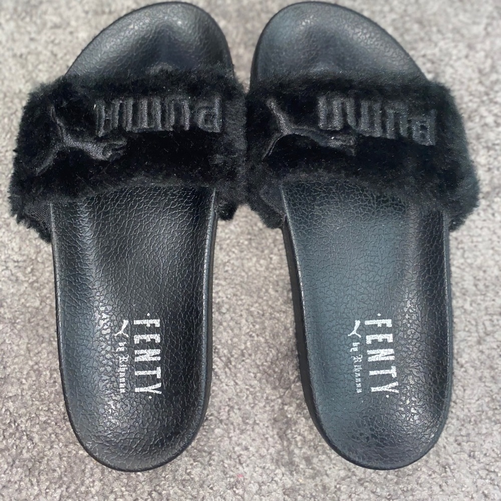 Rihanna PUMA Slides